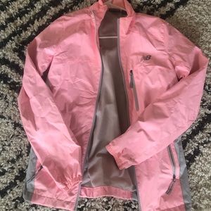 New Balance Windbreaker Bubblegum Pink Sz S